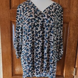 Dear Scarlett Black and Cream Floral Blouse